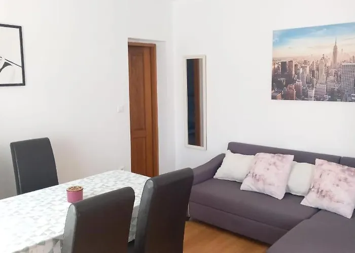 Apartments Pipi